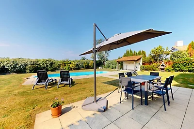 Villa bei Coex mit Pool und Golfplatz