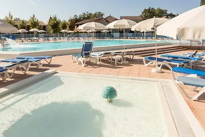 Duplex im Dorfzentrum nahe Pool & See