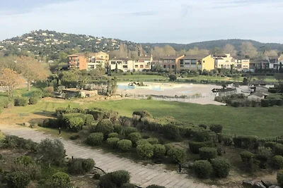 Apartment in der Nähe von Saint-Tropez mit St...