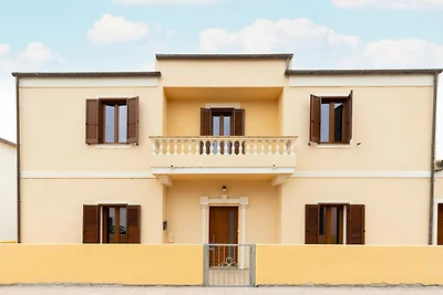 Freistehende Villa mit Garten und Klimaanlage