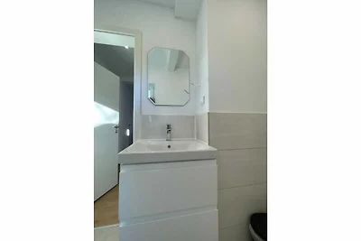 Modern appartement met terras.