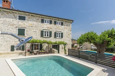Villa in Poreč mit Schwimmbecken