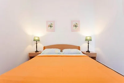 Summerheaven Apartments - Standard One Bedroo...
