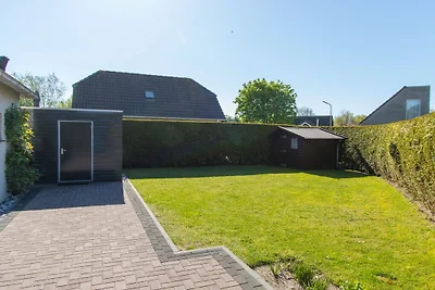 Holiday house in Ouddorp with 3 bedrooms