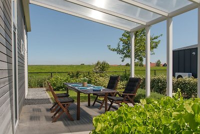 Schönes Chalet in der Nähe der Oosterschelde