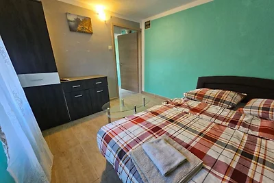 Apartments Robi & Kristina - Studio Apartment...