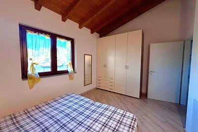 Appartement met uitzicht op het meer in...