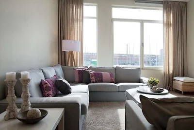 Appartamento moderno con vista sul porto