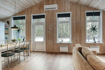 Geräumiges Ferienhaus in Jütland mit Sauna