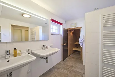 Luxe boerderijvilla met sauna en bubbelbad