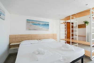 Torre Lama con balcone vista mare