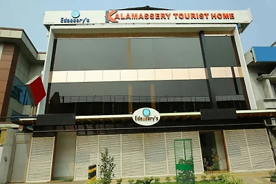 Super Townhouse Edasserys Kalamassery Tourist...