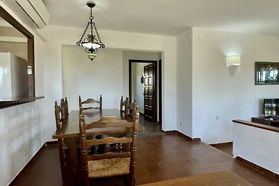 Ferienhaus in Estartit mit Garten
