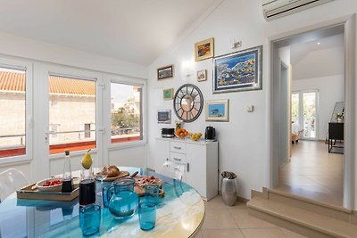 Apartments Subrenum - Comfort Two Bedroom Apa...