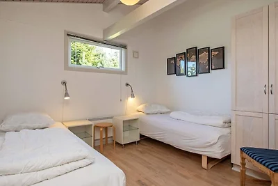 8 Personen Ferienhaus in Væggerløse