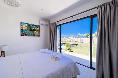 Villa in Saint-François mit Meerblick