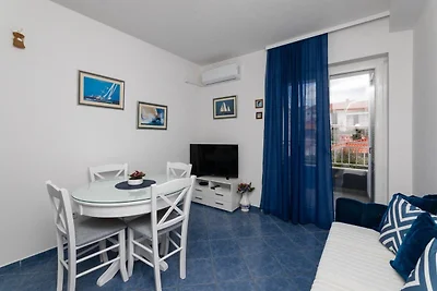 Villa Supetar Garden - Classic Two Bedroom Ap...