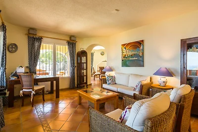 Villa mit Meeresbrise-Charme