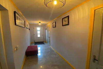 Zeer ruim appartement in verbouwde boerderij