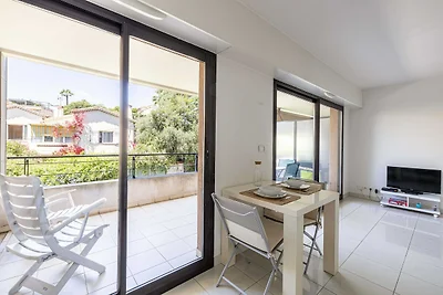 Charmantes Apartment mit Balkon/Pool - 1 Schl...