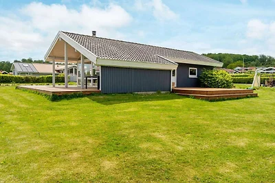 8 Personen Ferienhaus in Sjølund-By Traum