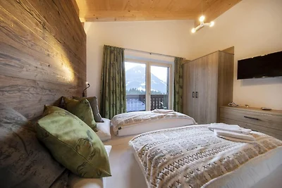 Chalet in Neukirchen nahe Skihang & Sauna