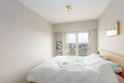 Modern appartement met frontaal zeezicht