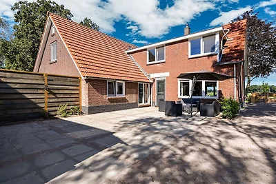 Ferienhaus in Hellendoorn mit Garten