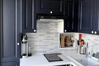 Wohnung in Grau du Roi mit Meerblick