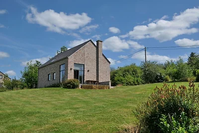 Gemütliches Ferienhaus in Somme-Leuze mit...