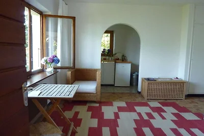Ferienhaus in Caviano mit Schwimmbecken