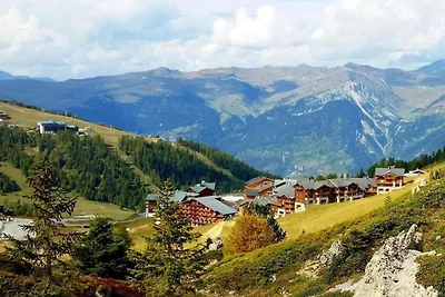 Ruhiges Chalet in Plagne 1800 mit Terrasse