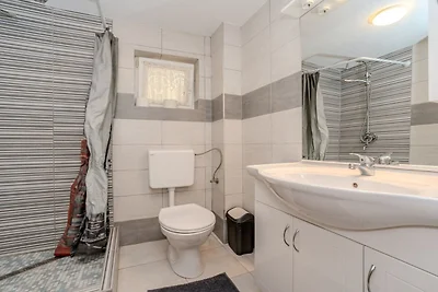 Apartments Robi & Kristina - Two Bedroom Apar...