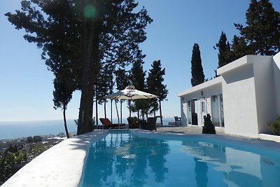 Villa indipendente con piscina privata