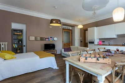 Wohnung in Torino mit Balkon und Parken
