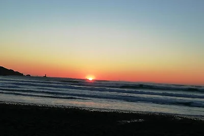 Dintorni (estate) (1-5 km) Dintorni (estate) (1-5 km)