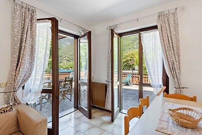 Moderna Casa Vacanze a Molina di Ledro