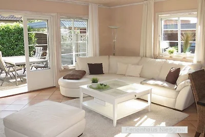 Ferienhaus in Niesgrau mit Schwimmbecken