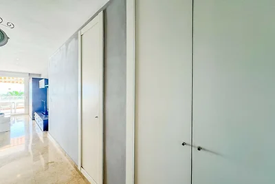 Apartment mit Zugang zum Strand Bajondillo