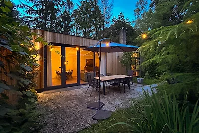 Schöne Feriensuiten im Wald mit Wellness