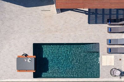 Splendida villa con vista sul mare e piscina...