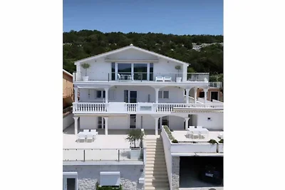 Ferienwohnung in Tisno mit Schwimmbecken