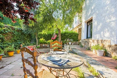 Villa mit 4 Schlafzimmern für 7 Personen