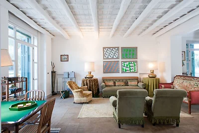 Moderna villa a Paceco con piscina privata