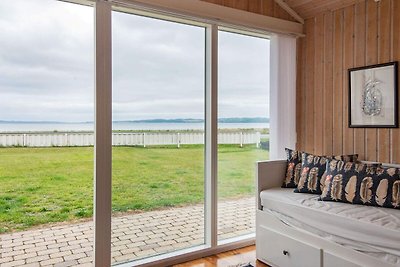 Modernes Ferienhaus in Jütland mit Terrasse
