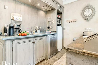 Wohnung in Oppéde mit beheiztem Pool