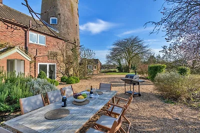 Ritiro unico Norfolk Windmill per 8 persone