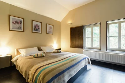Luxuriöses Ferienhaus mit Whirlpool und Sauna