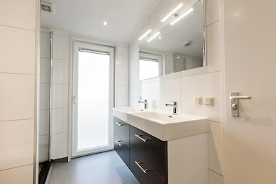 Luxuriöses Ferienhaus mit Außensauna