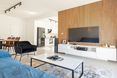 Holiday Home Iva - Three Bedroom Holiday Home